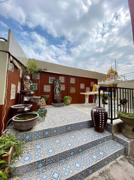 Ratanawong Place 516 Banguecoque Exterior foto